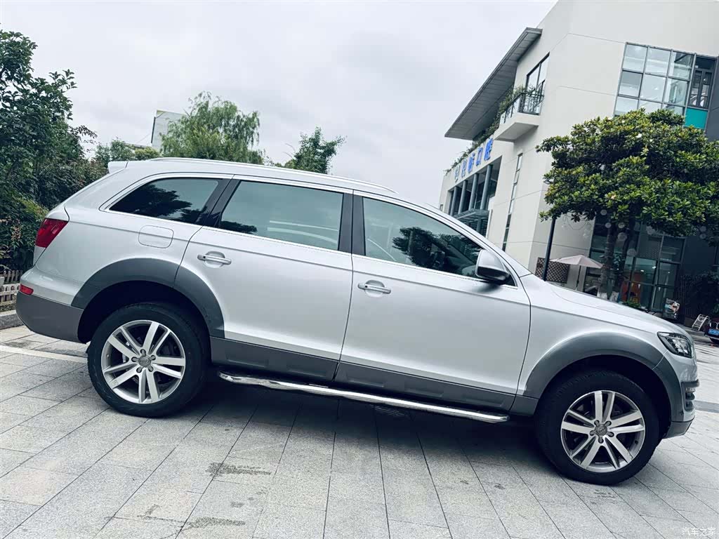 Audi Q7, 2014 4