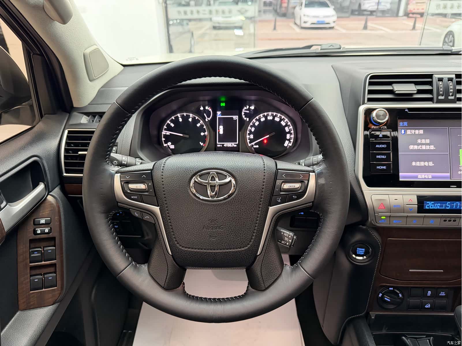 Toyota Prado, 2020 10