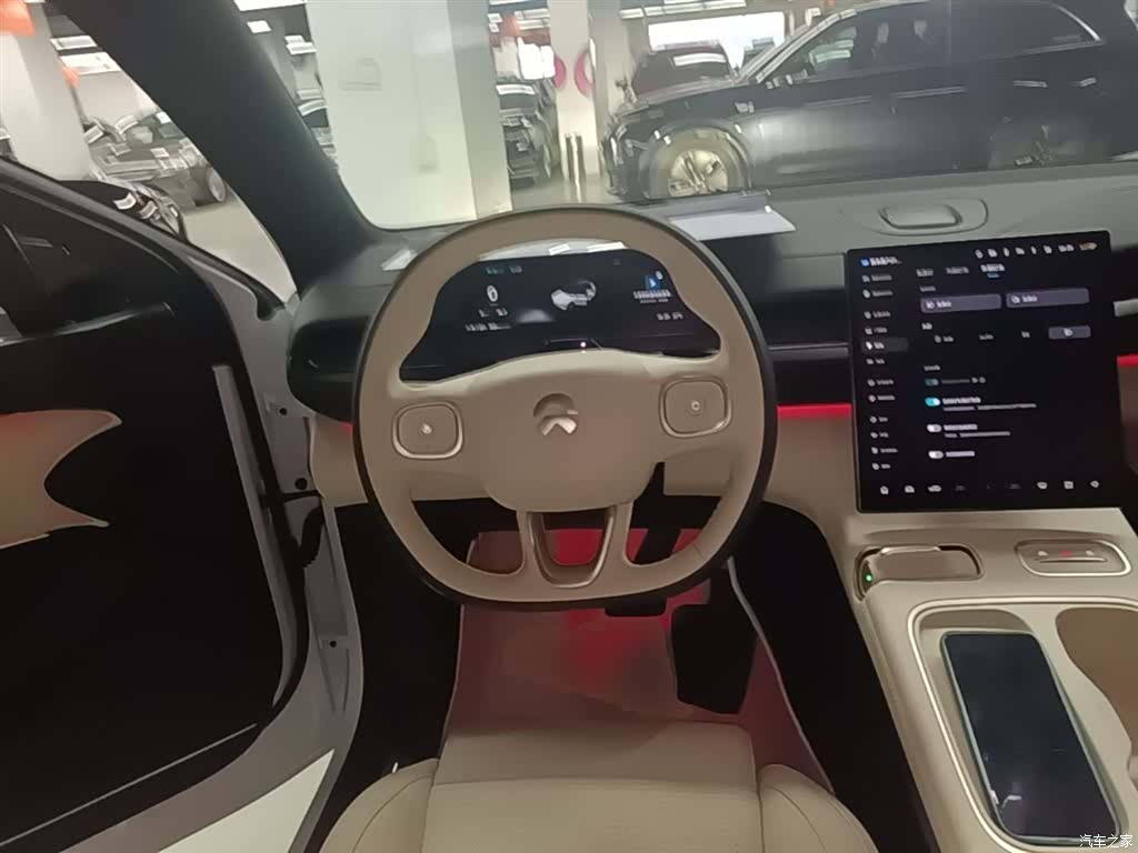 NIO ES6, 2023 7