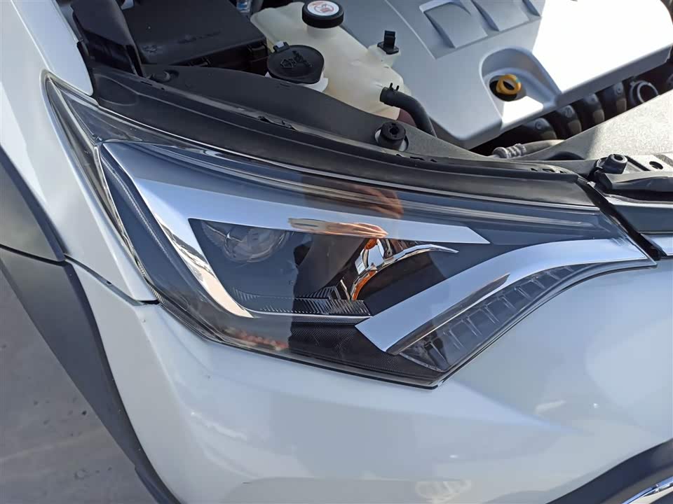 Toyota RAV4 Rongfang