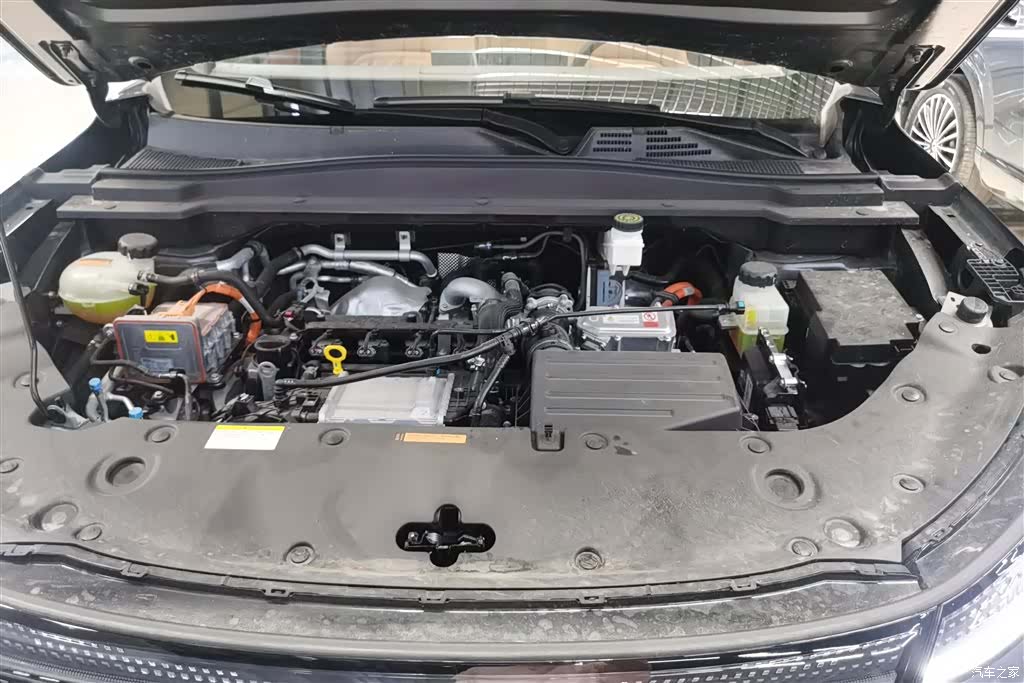 DongFeng L8, 2026 10