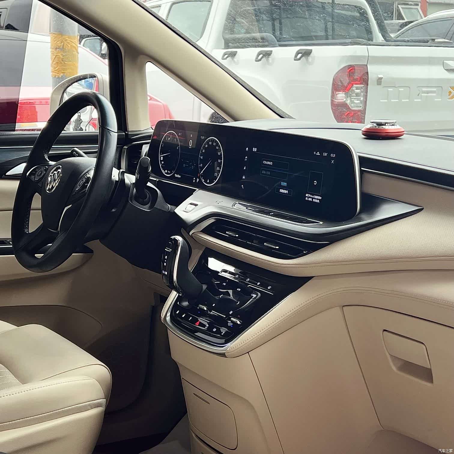 Buick GL8, 2021 8
