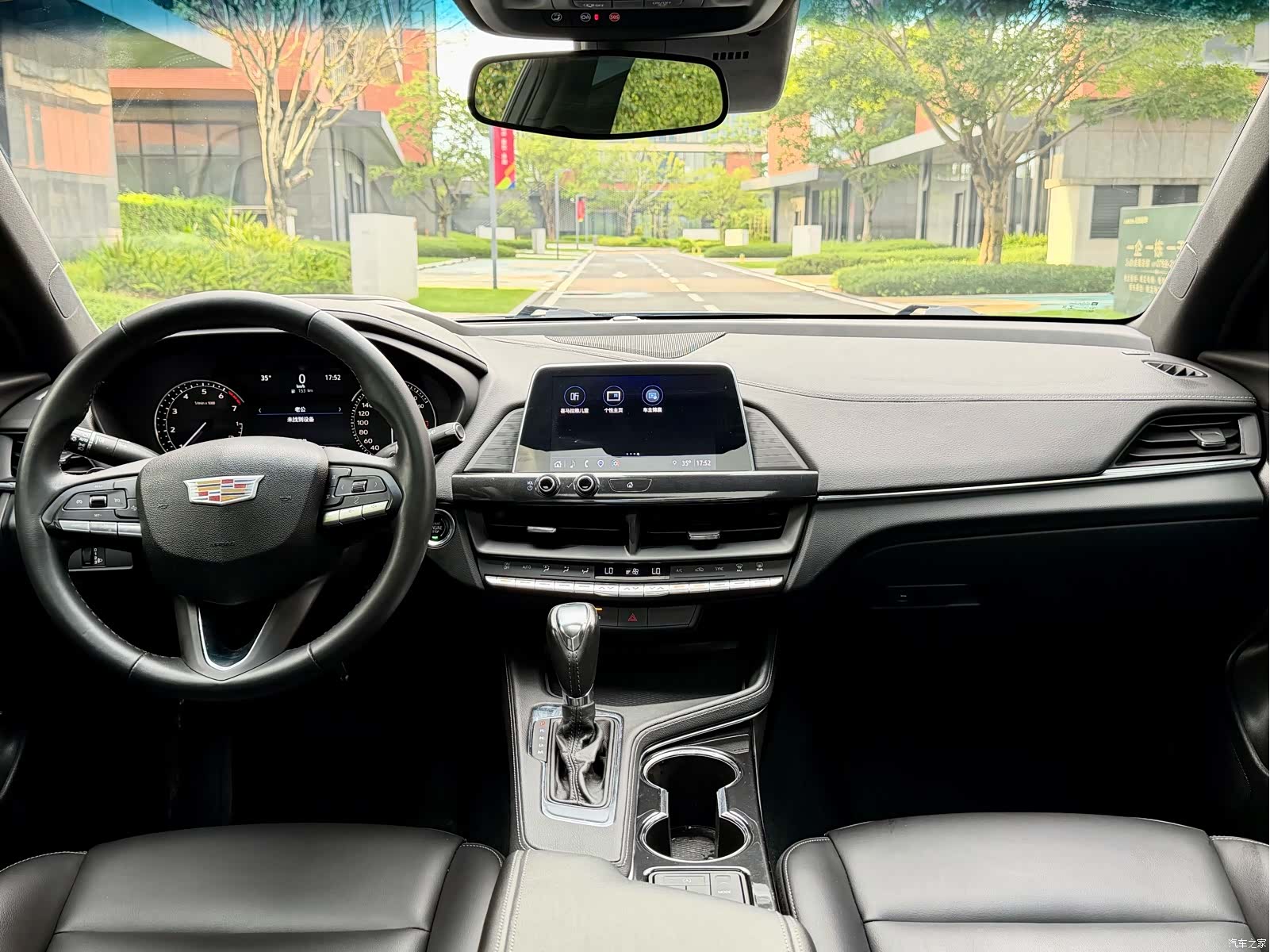 Cadillac CT4, 2022 14