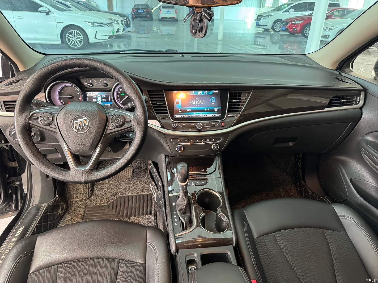 Buick Verano, 2019 8