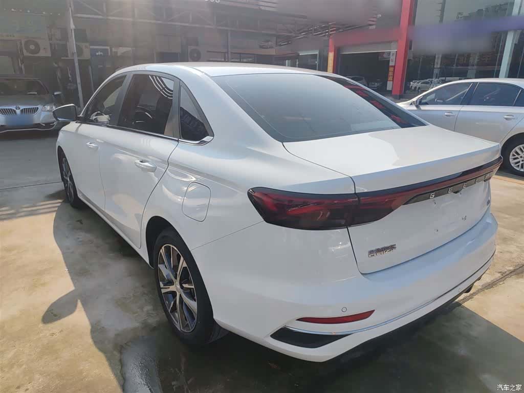 Geely Emgrand, 2024 23