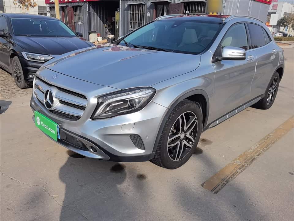 Mercedes-Benz GLA