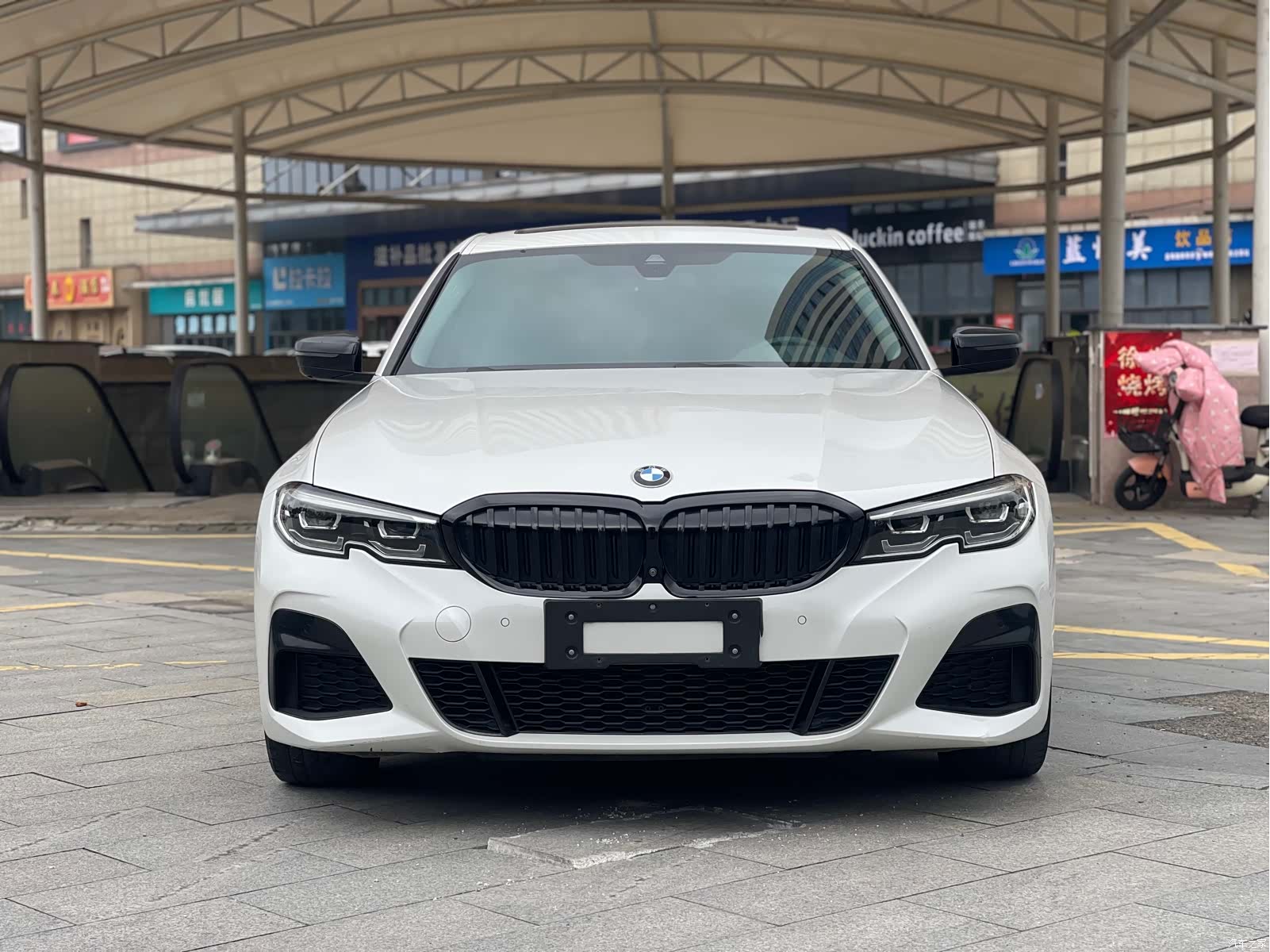 BMW 3 Series, 2020 1