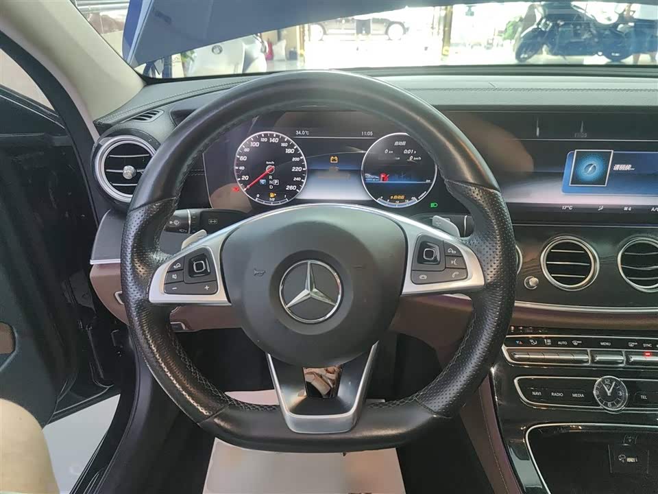 Mercedes-Benz E-class Mercedes-Benz E-class