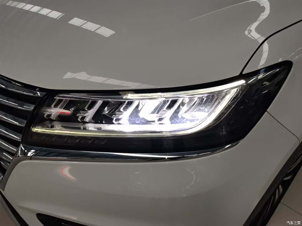 Roewe RX5, 2020 24