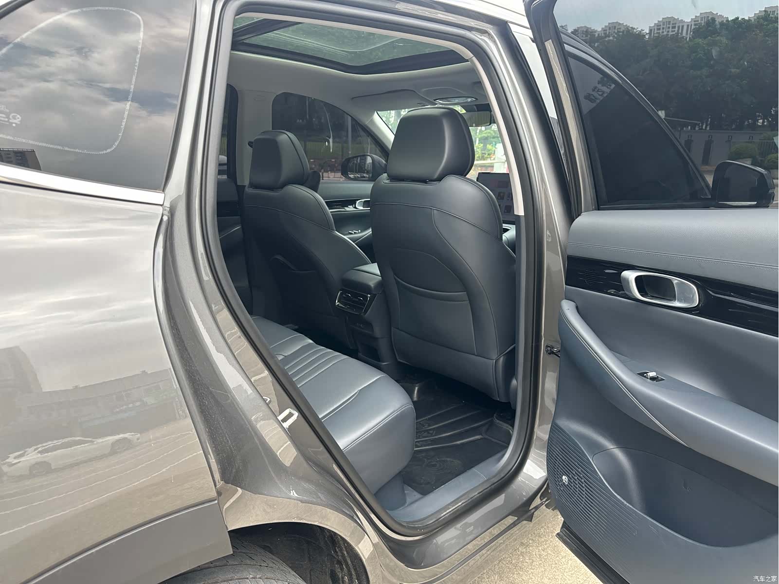 Geely Galaxy E5, 2024 33