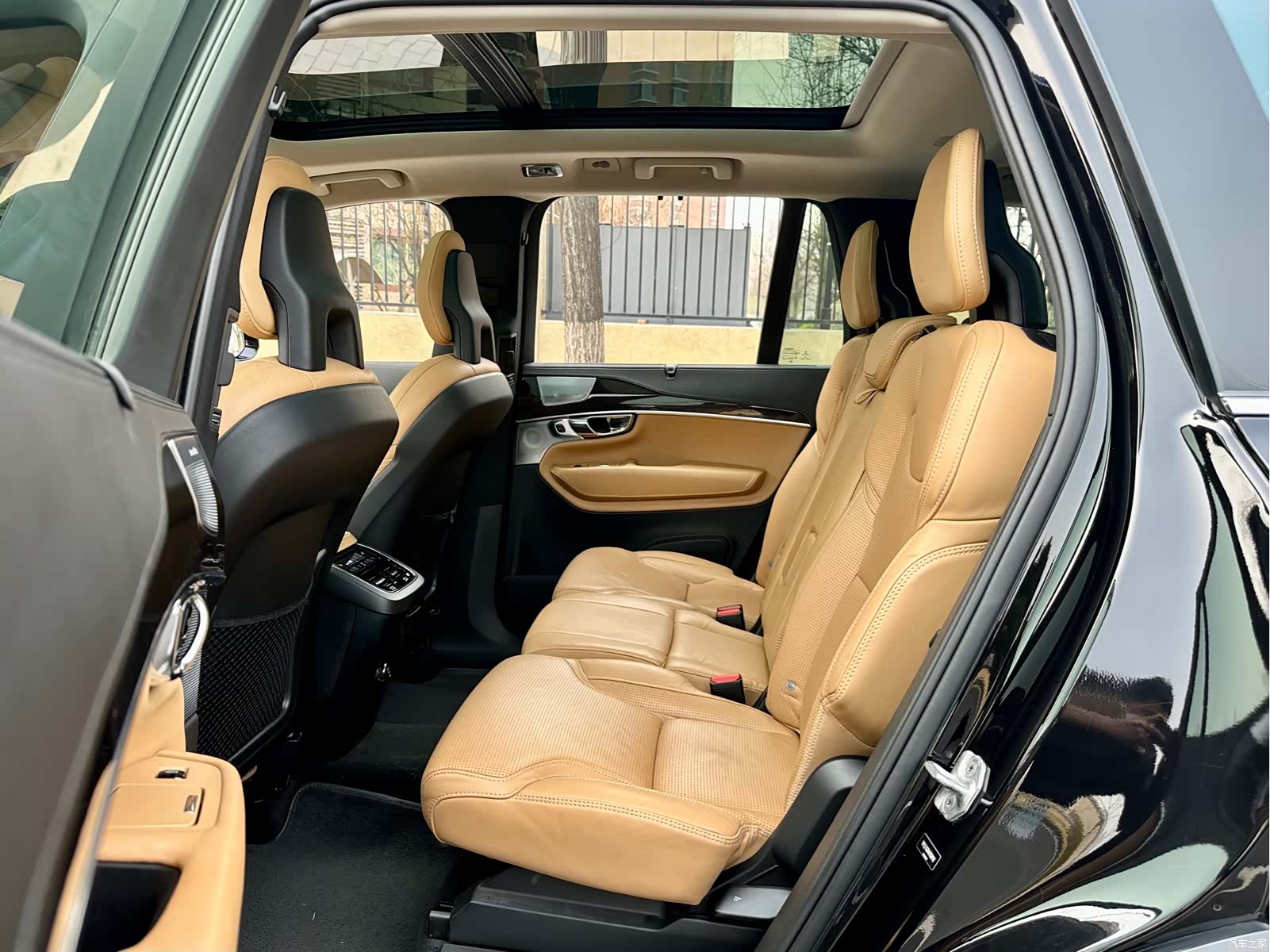Volvo XC90, 2016 13