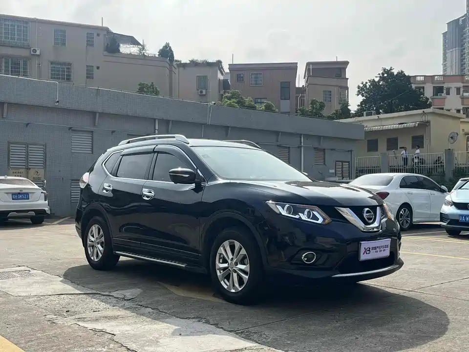 Nissan Qijun
