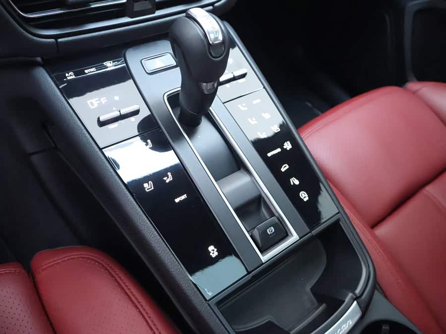 Porsche Macan 2022, фото 13