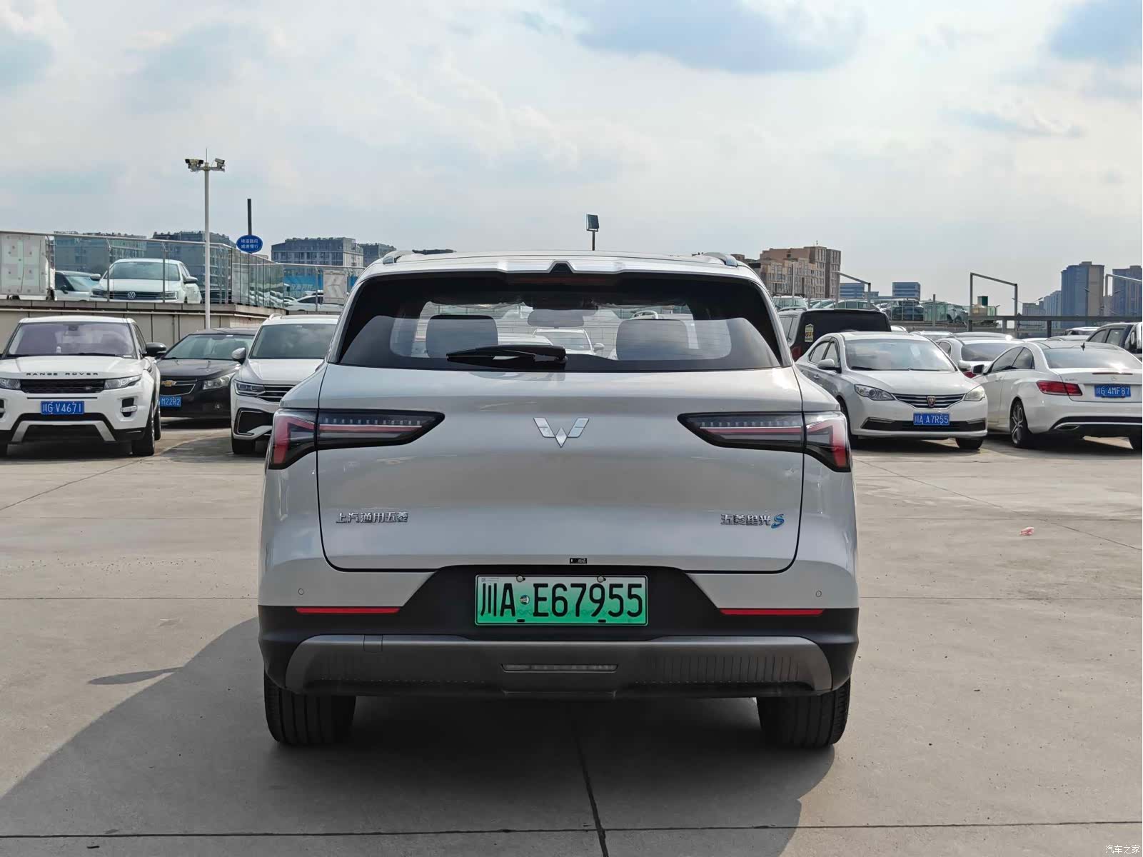 Wuling Starlight, 2026 все фото