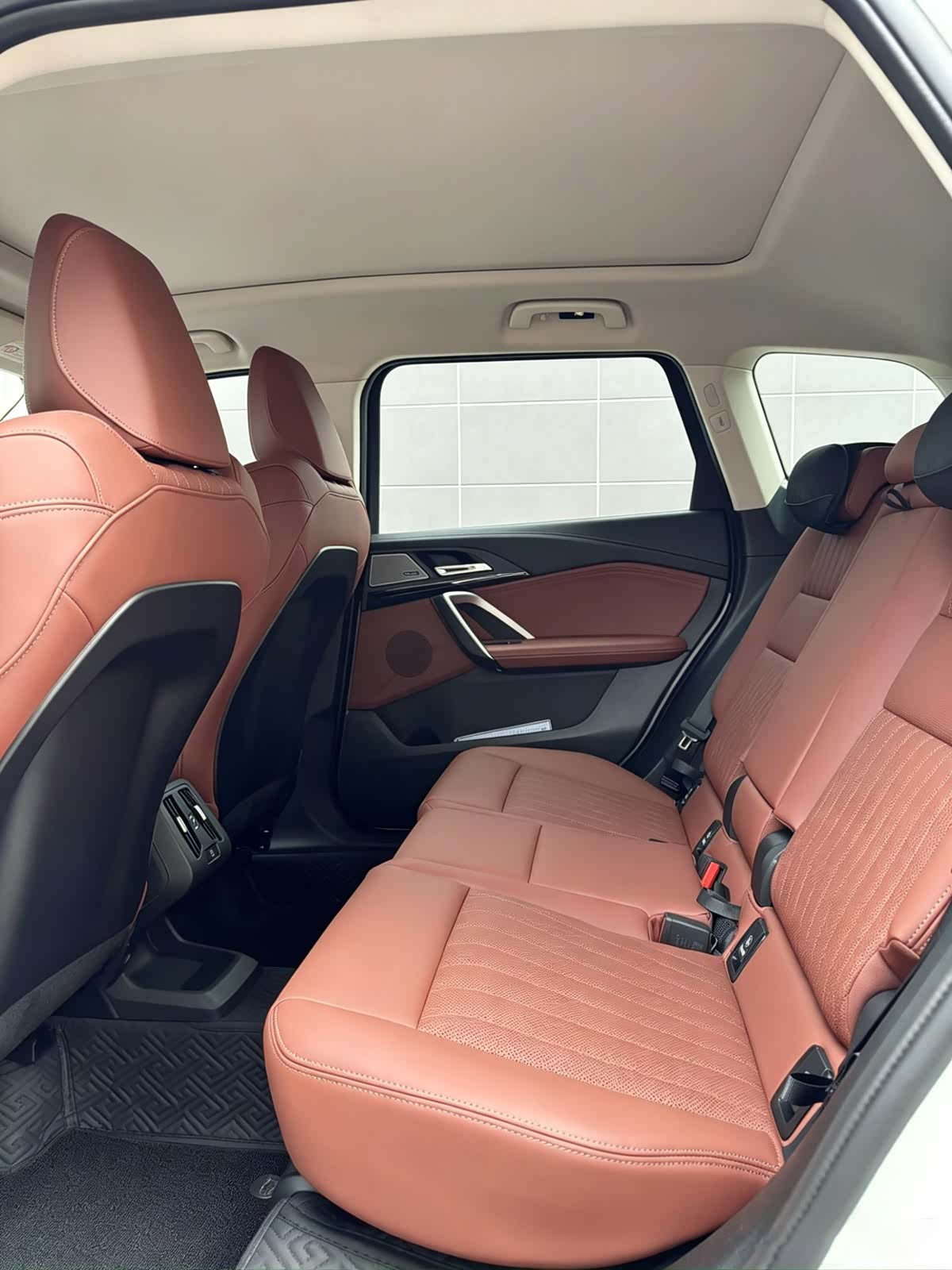 BMW X1, 2025 12