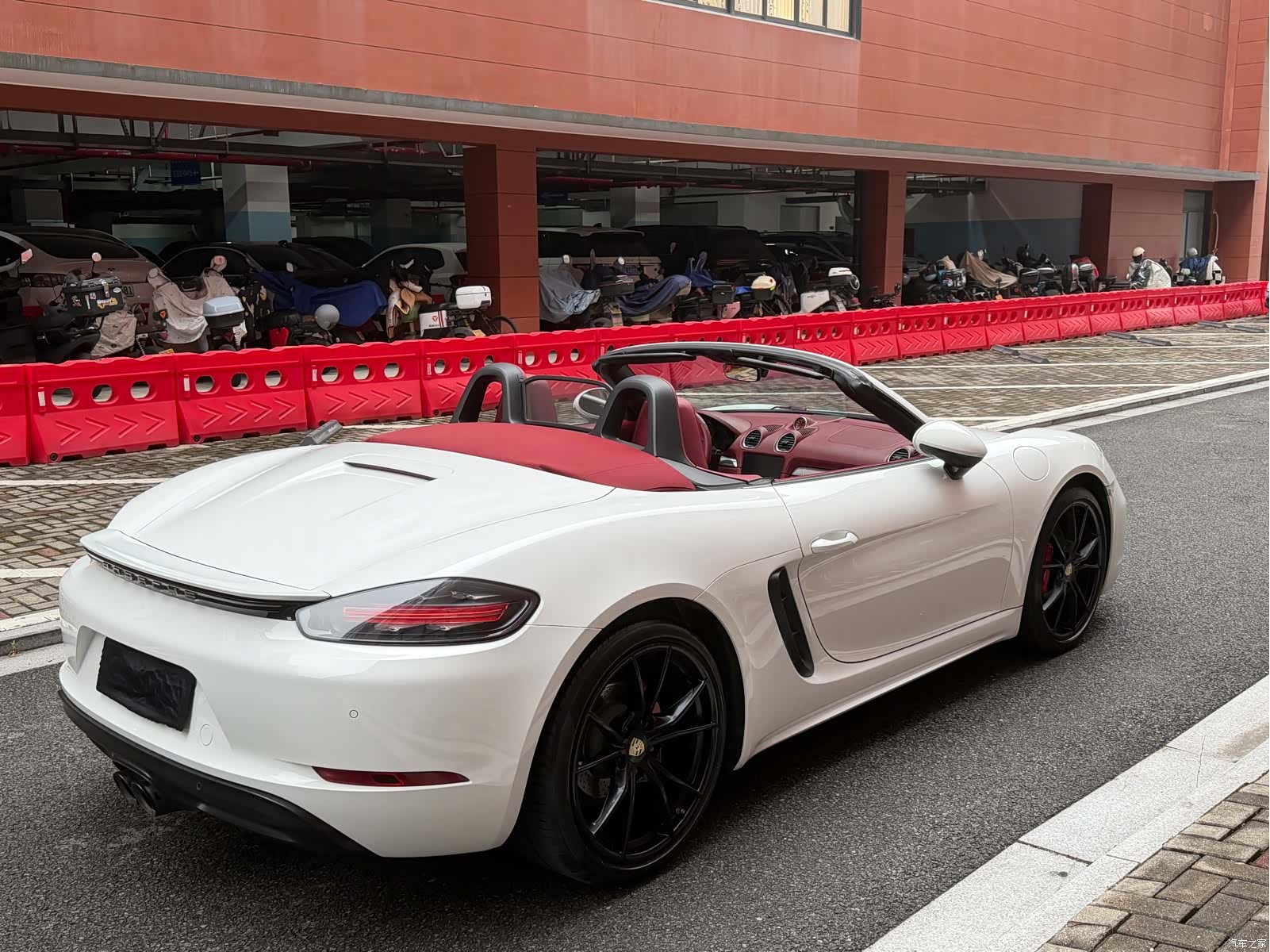 Porsche Boxster, 2019 19