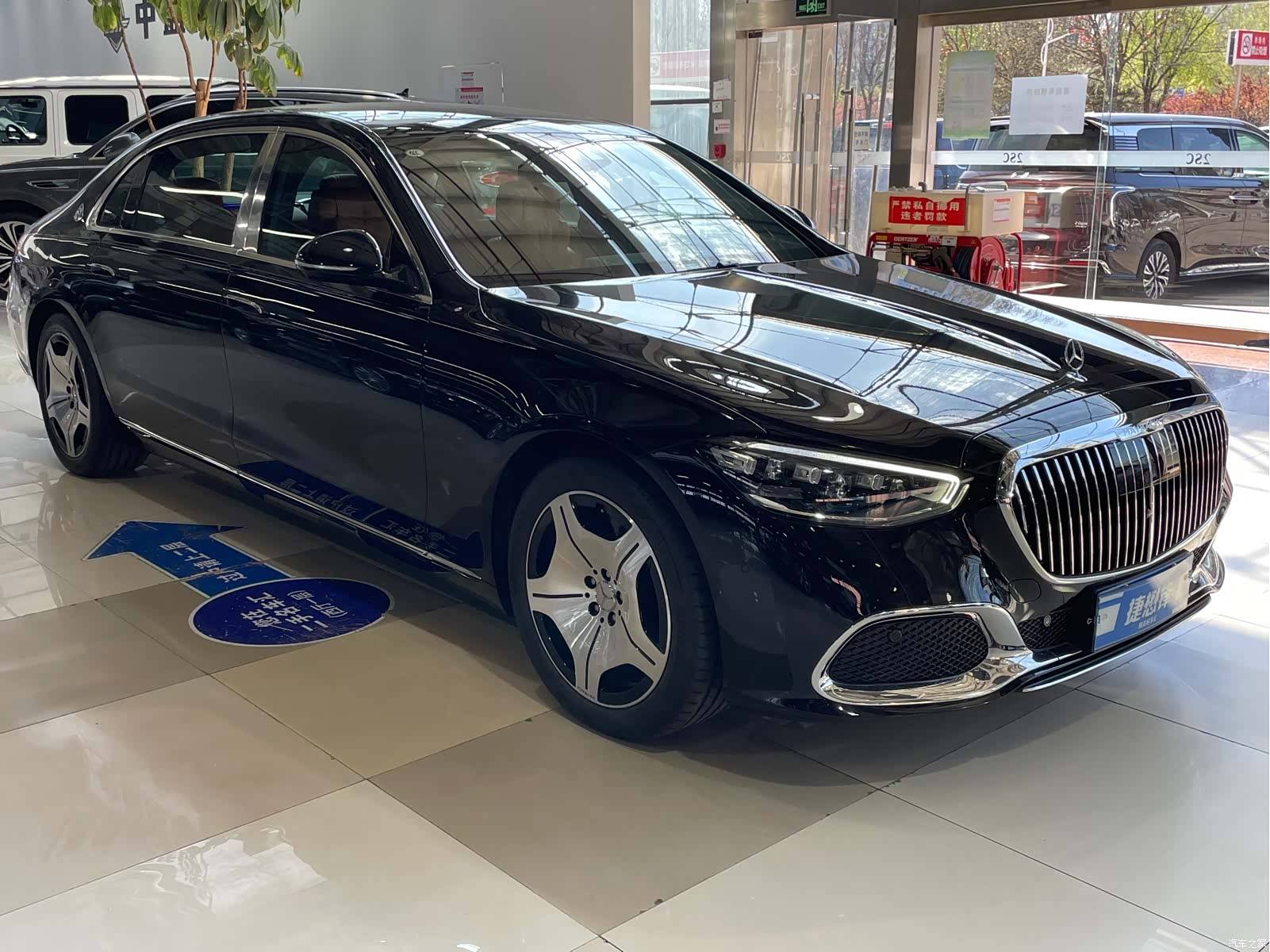 Maybach S-Class, 2024 3