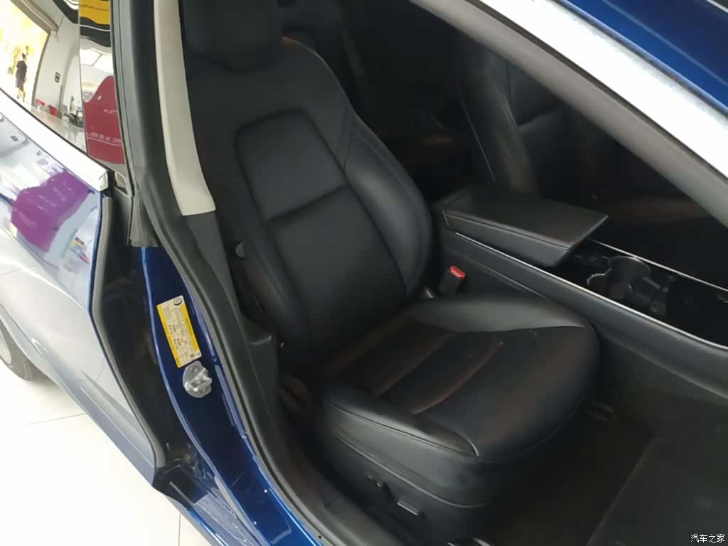 Tesla Model 3, 2019 25