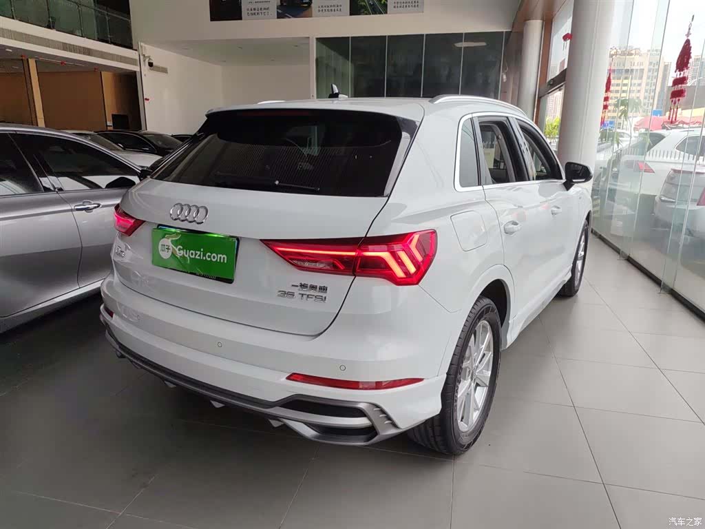 Audi Q3, 2019 7