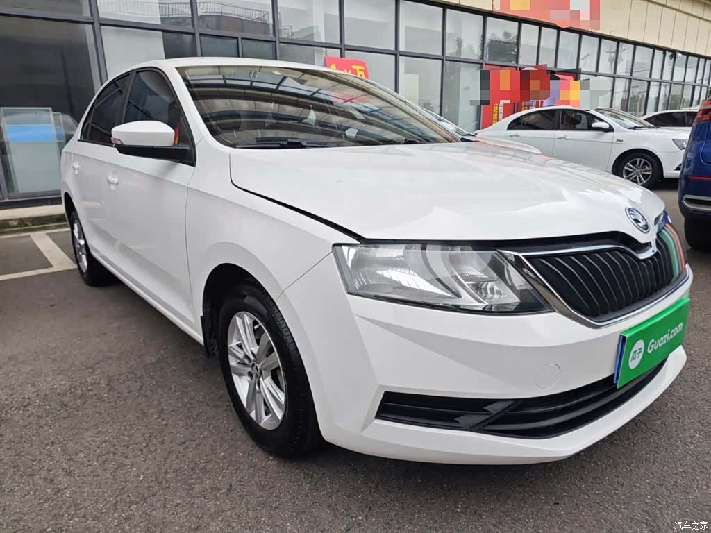Skoda Rapid, 2018 4