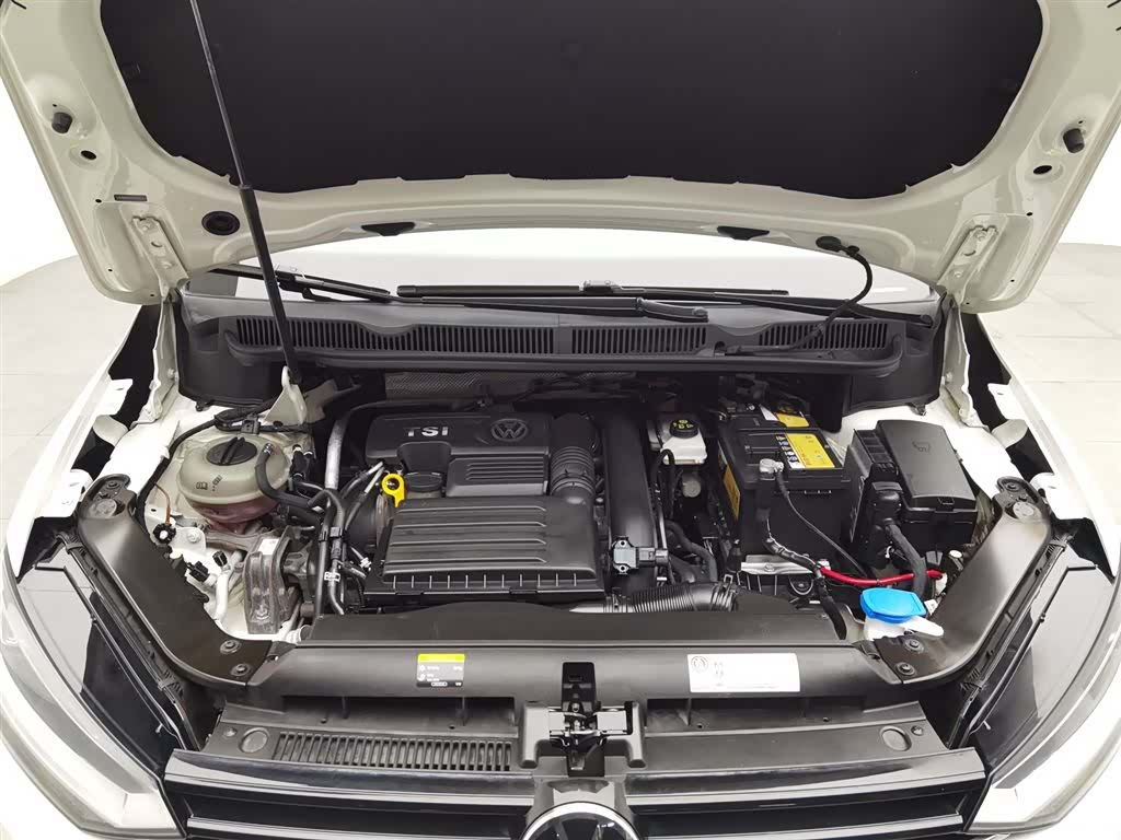Volkswagen L, 2016 6