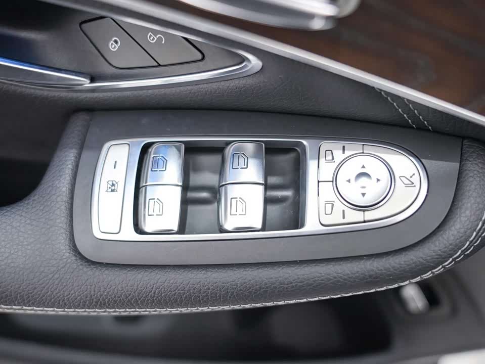 Mercedes-Benz GLC Mercedes-Benz GLC