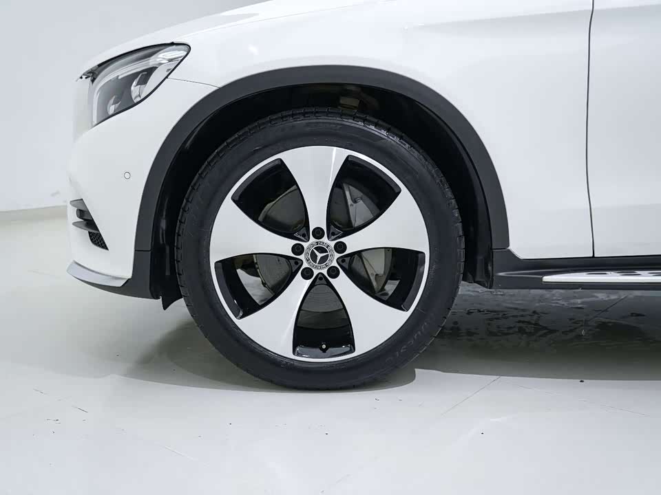 Mercedes-Benz GLC Mercedes-Benz GLC