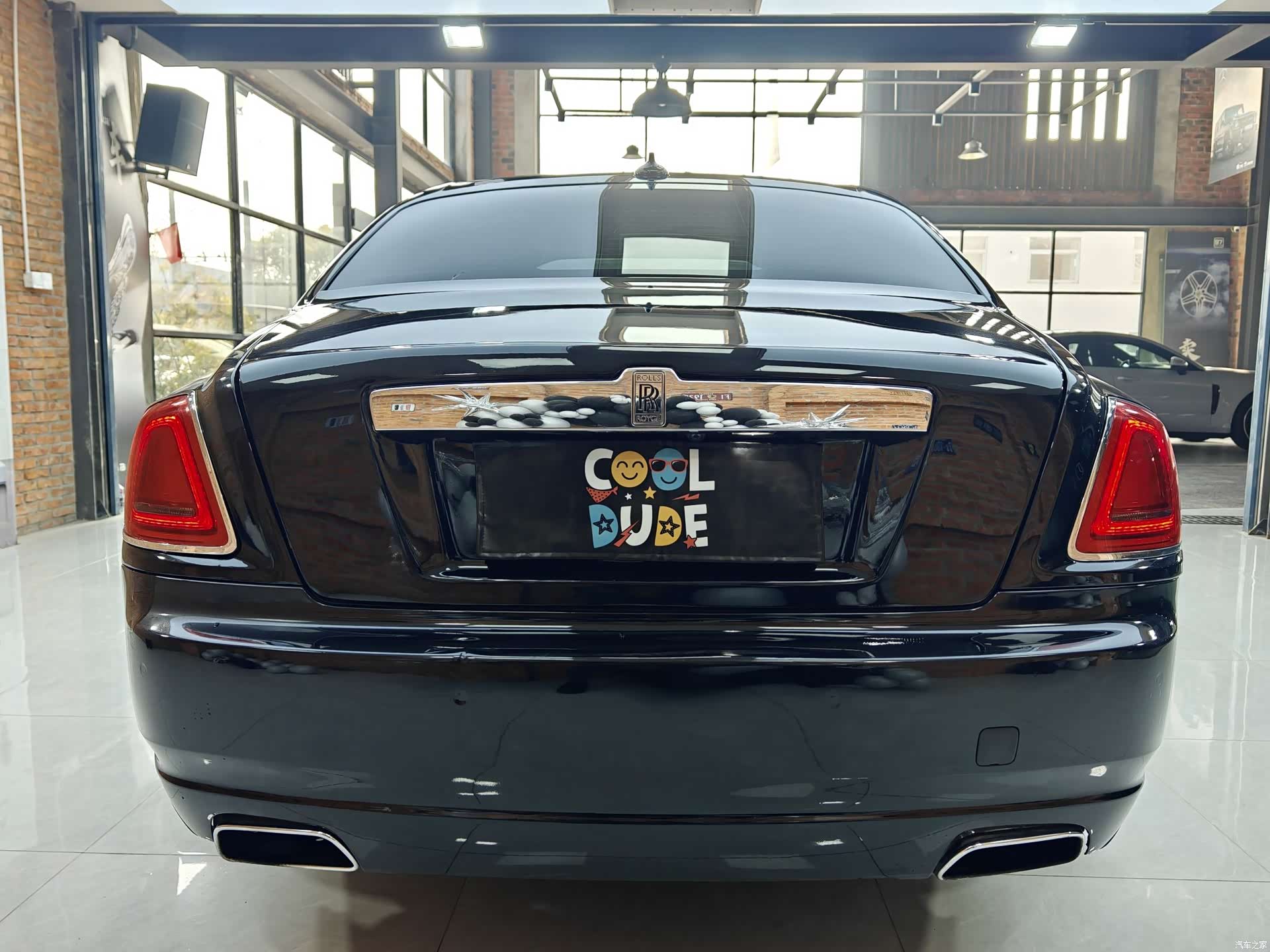 Rolls-Royce Ghost, 2012 9