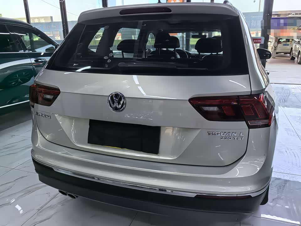 Volkswagen Tiguan L