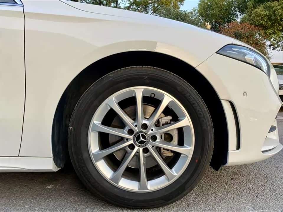 Mercedes-Benz Class A Mercedes-Benz Class A