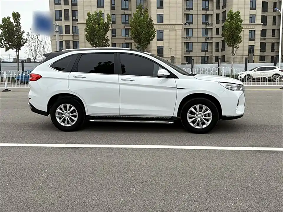 Haval M6