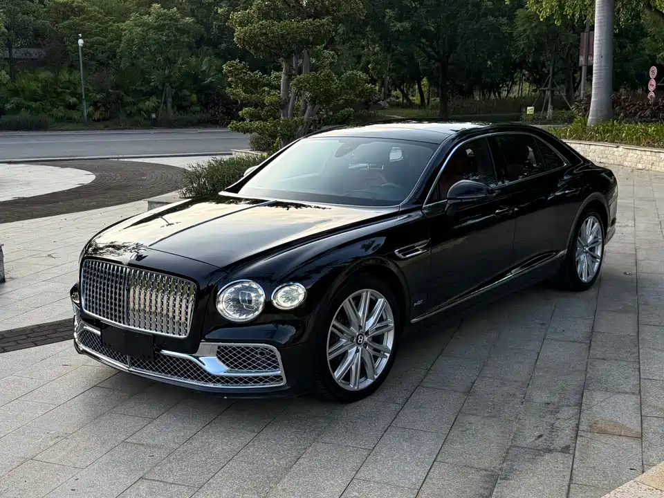 Bentley Flying
