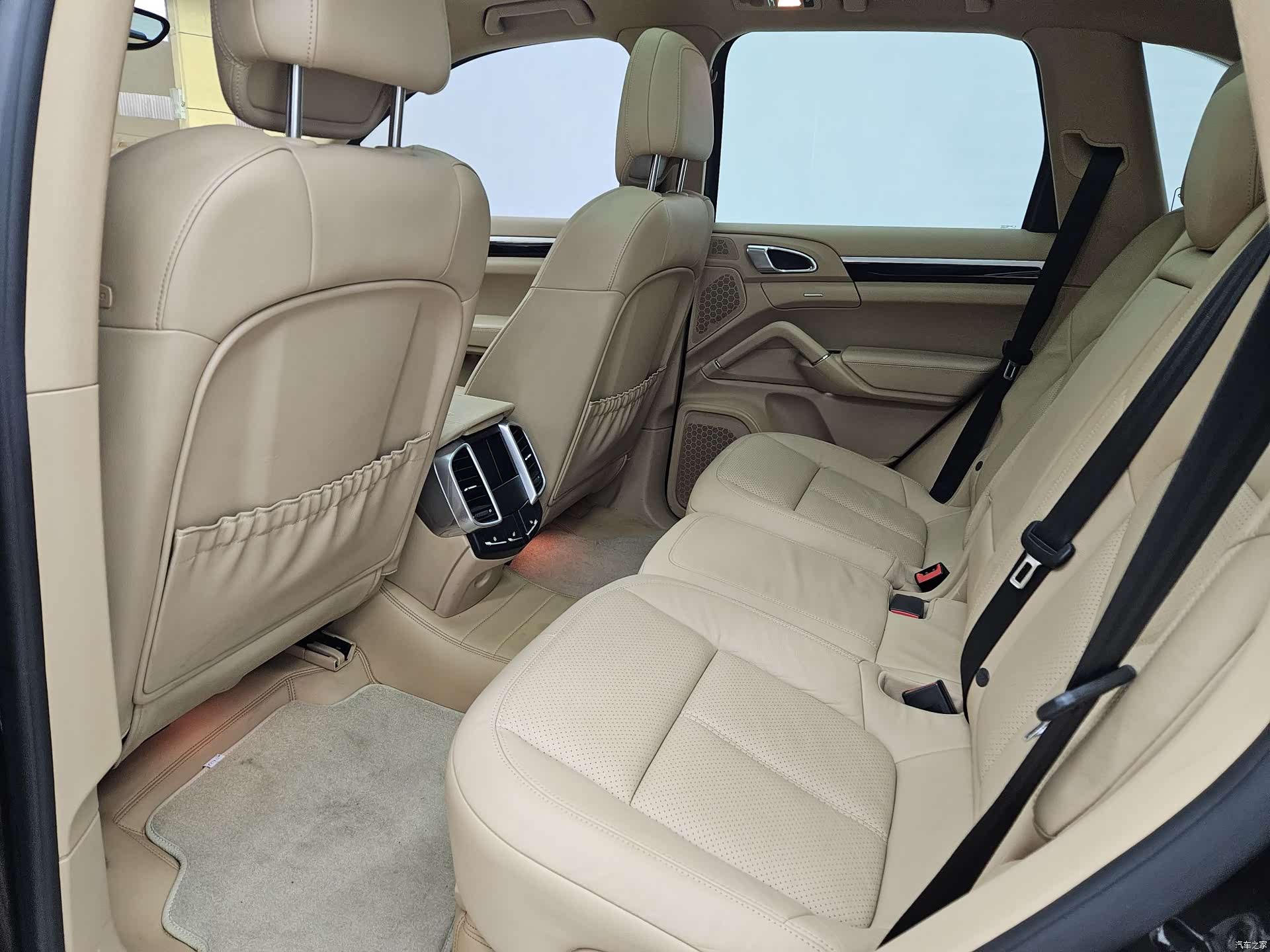 Porsche Cayenne, 2014 9