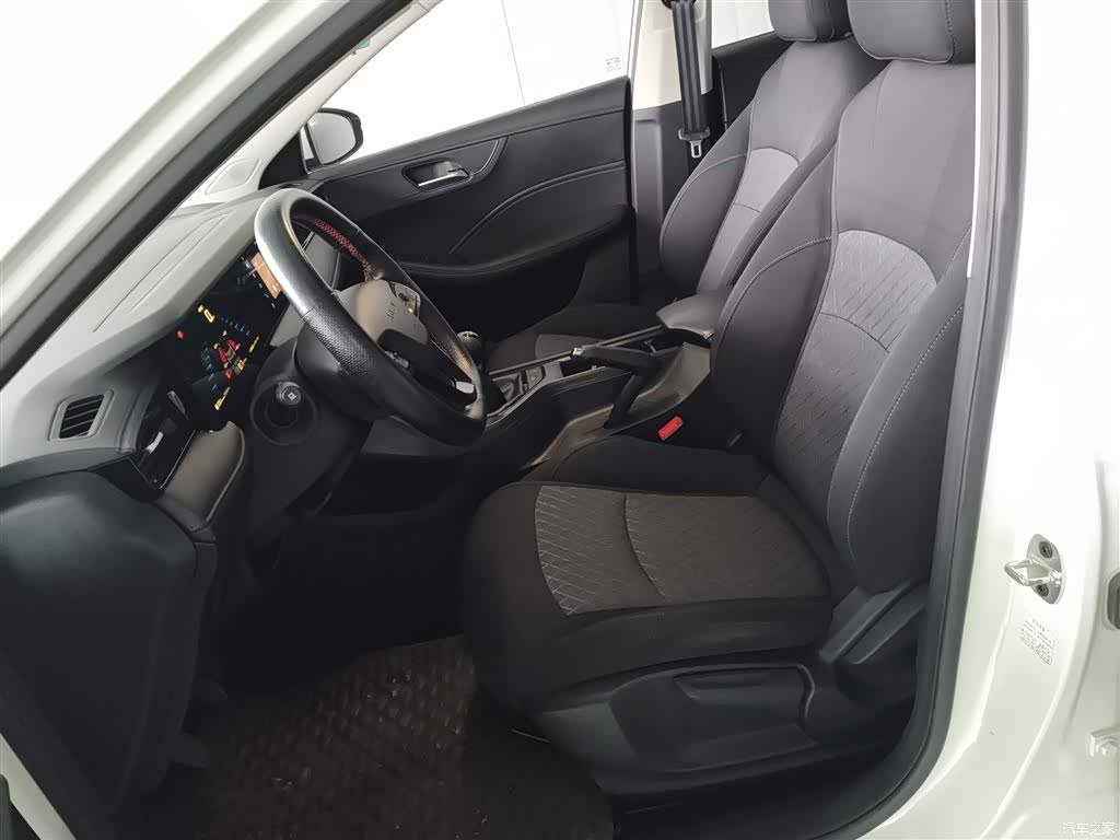 Roewe i5, 2023 11