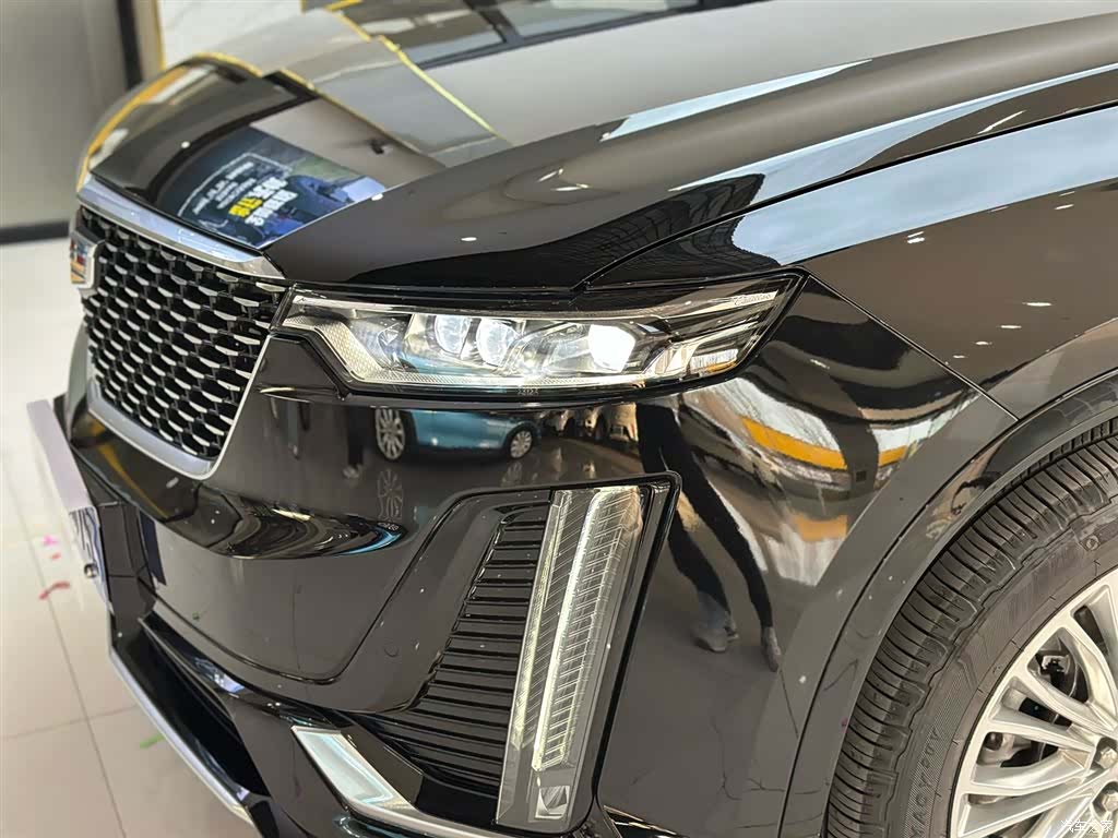 Cadillac XT6, 2025 7