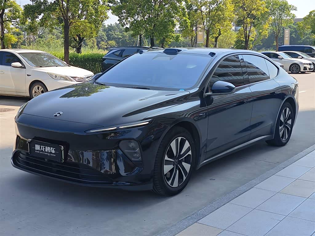 NIO ET7