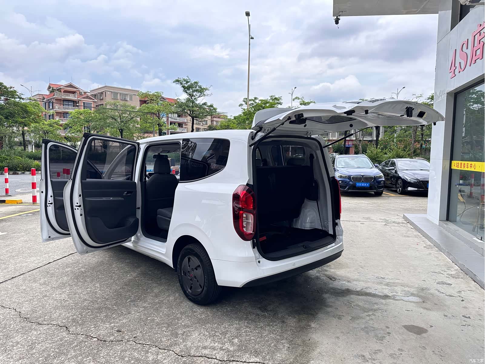 Wuling Hongguang, 2025 22