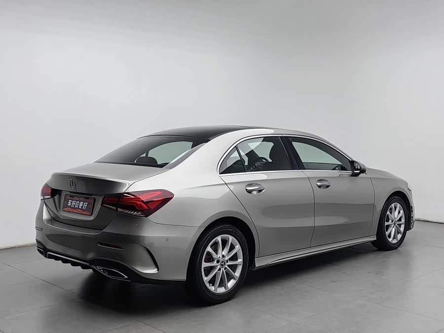 Mercedes-Benz A-Class 2020, фото 2