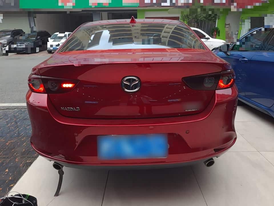 Mazda 3 Angkesaila