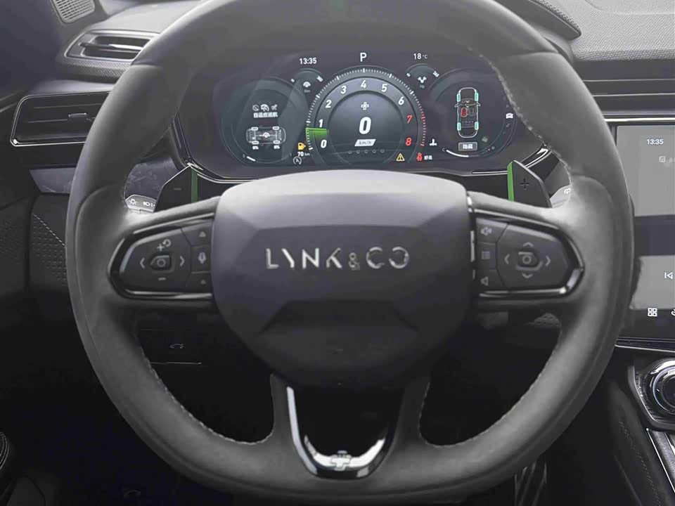 Lynk & Co 05