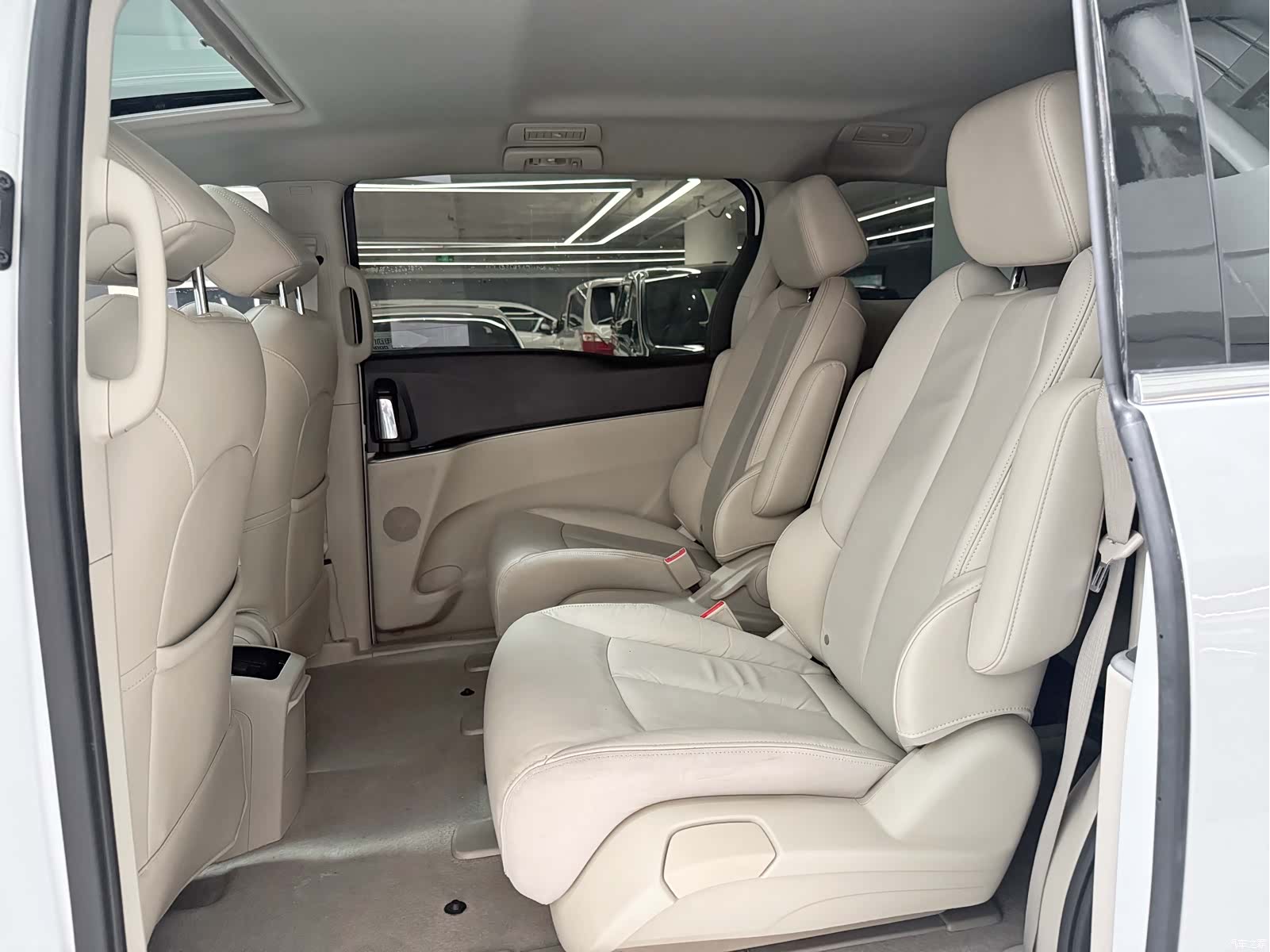 Buick GL8, 2019 все фото