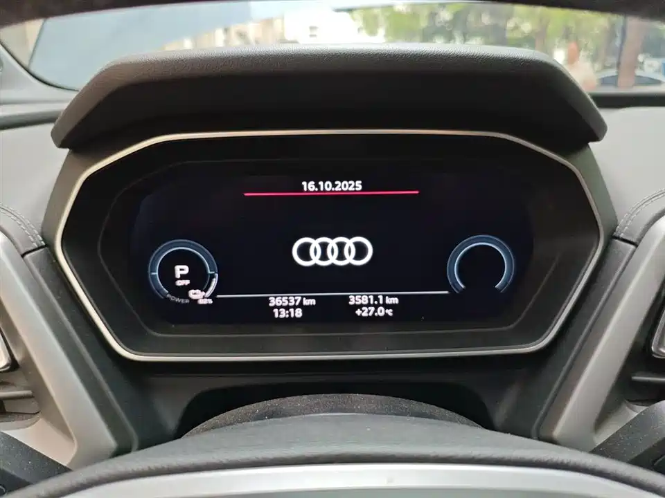 Audi Q4