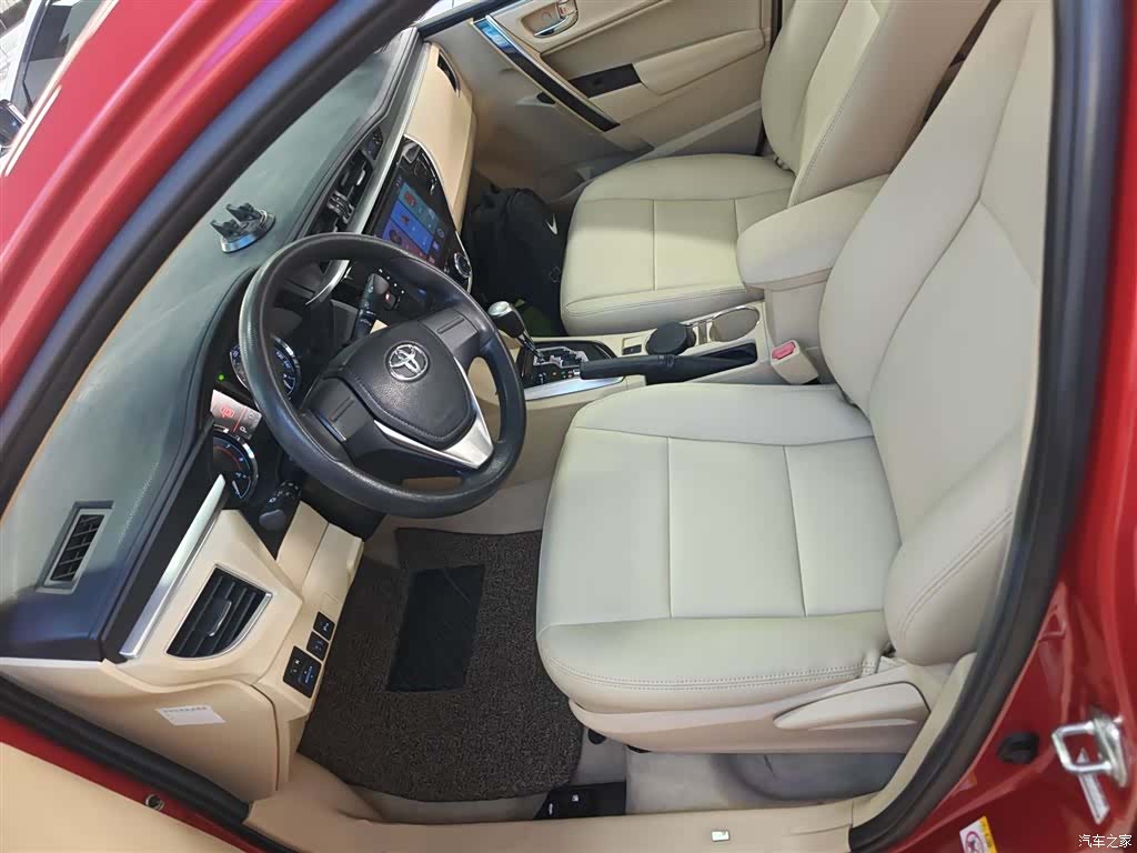 Toyota Corolla, 2015 15