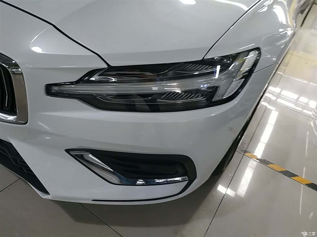 Volvo S60, 2024 24