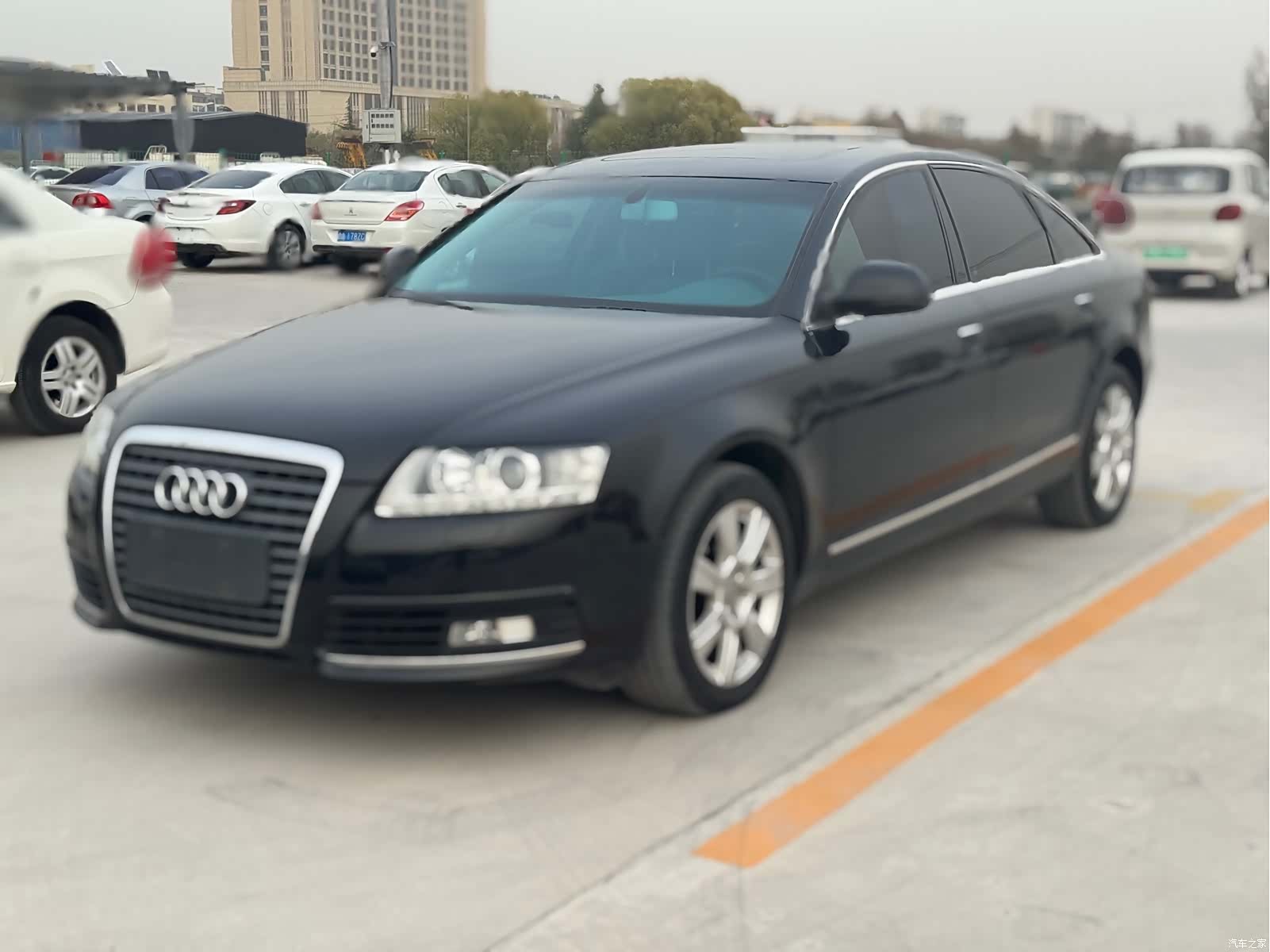 Audi A6L, 2010 3