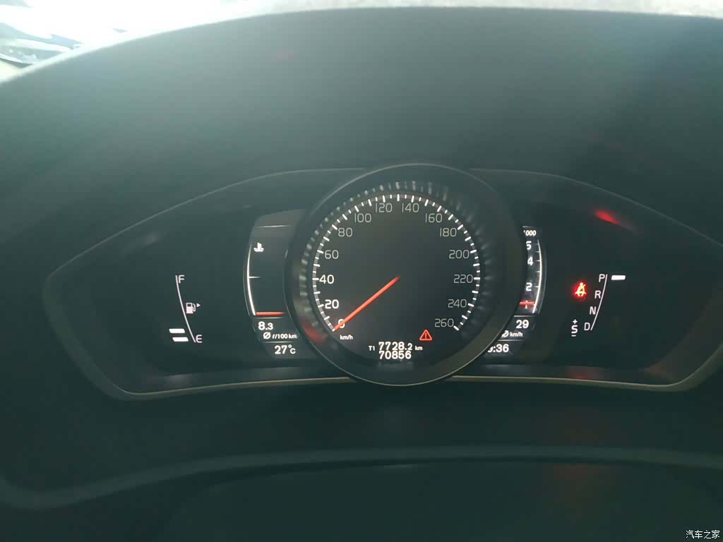 Volvo V40, 2018 12