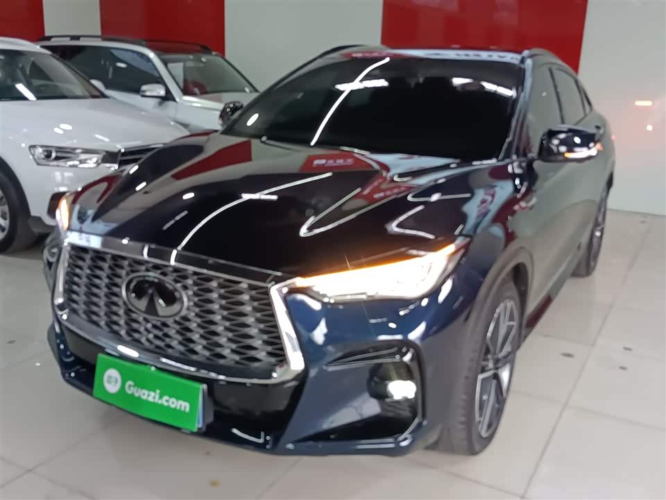 Infiniti QX55