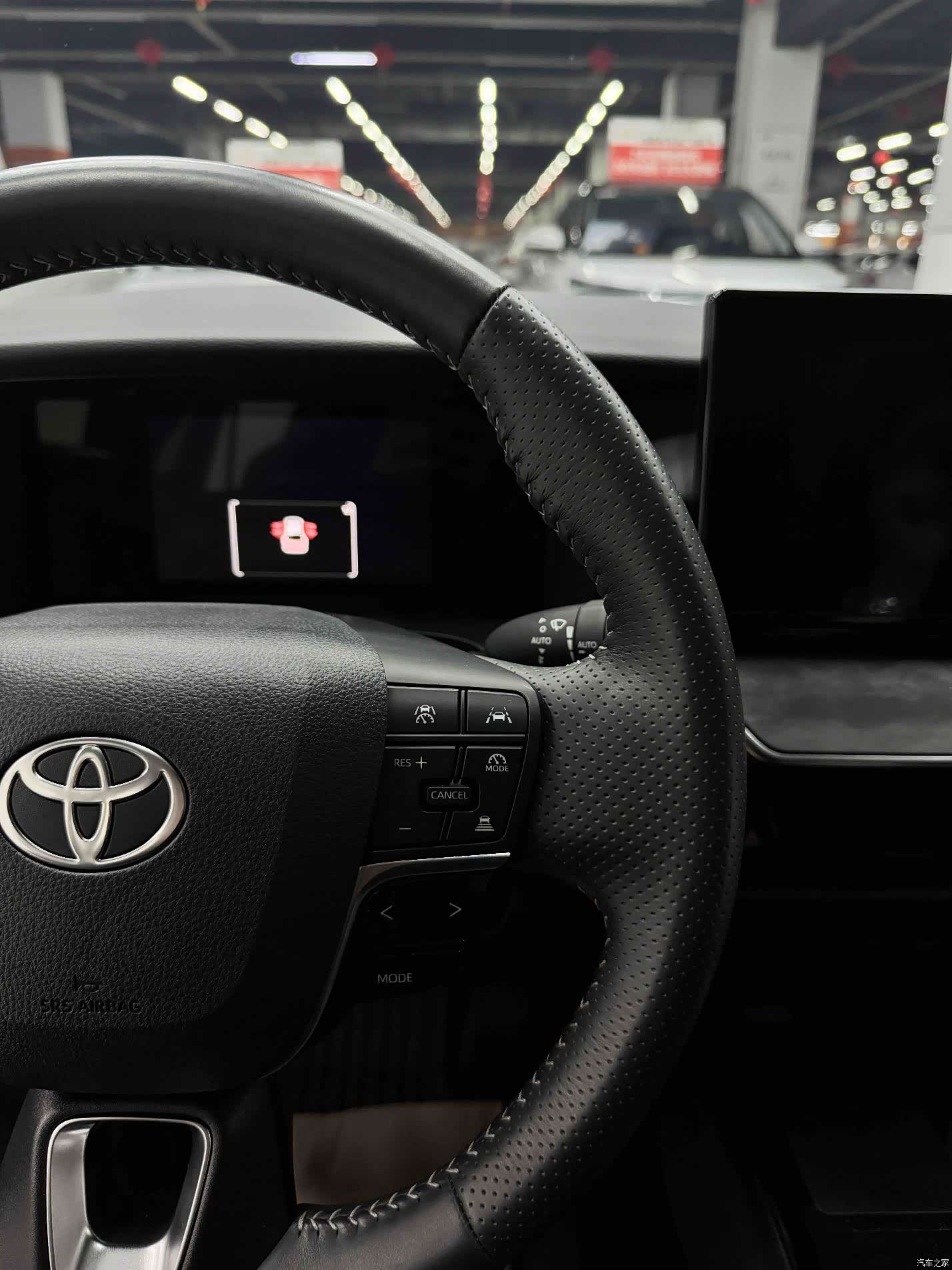 Toyota Camry, 2024 10