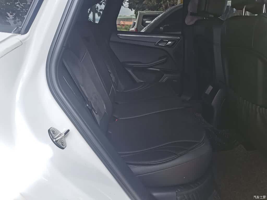 Porsche Macan, 2015 6