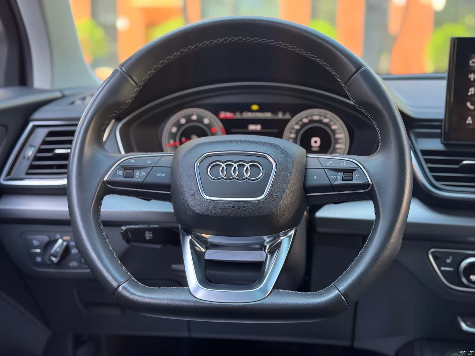 Audi Q5L, 2022 15
